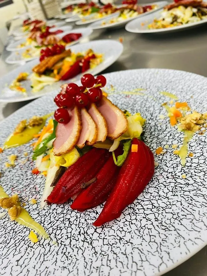 Bergwirtschaft Wilder Mann Hotel Und Restaurant Dresden