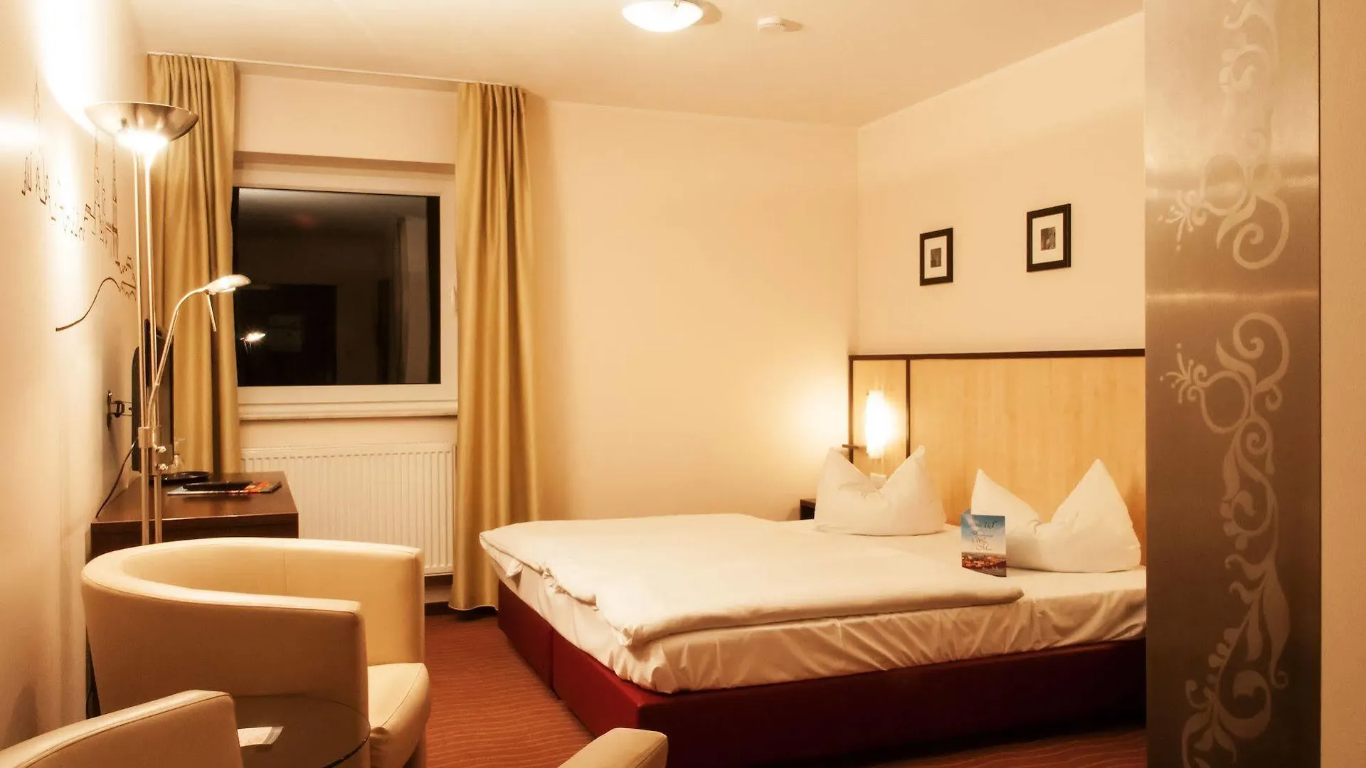Bergwirtschaft Wilder Mann Hotel Und Restaurant Dresden 4*,  Germany